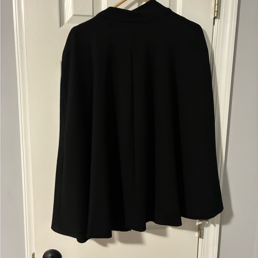 Black Cape by Anna Klein - Picture 4 of 4